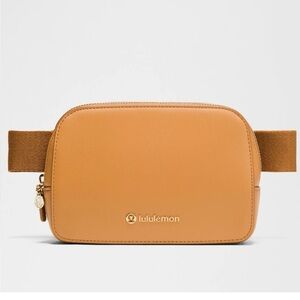 Lululemon Everywhere Belt Bag 1L Chestnut Brown